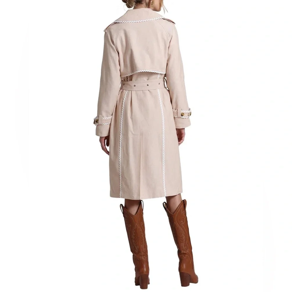AVEC LES FILLES: Scalloped Coastal Cottage Trench Coat - Picture 2 of 4